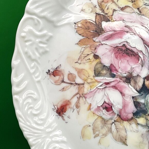 Floribunda Roses & Peonies Decorative Floral Plate Hand Painted Embossed 9" Dish - Picture 5 of 8